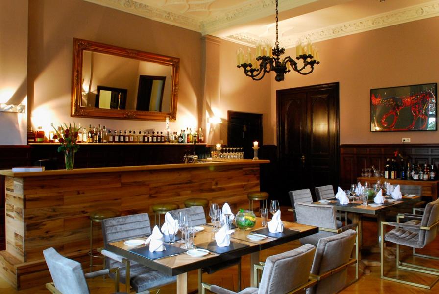 Schloss Reichenow Bar und Restaurant